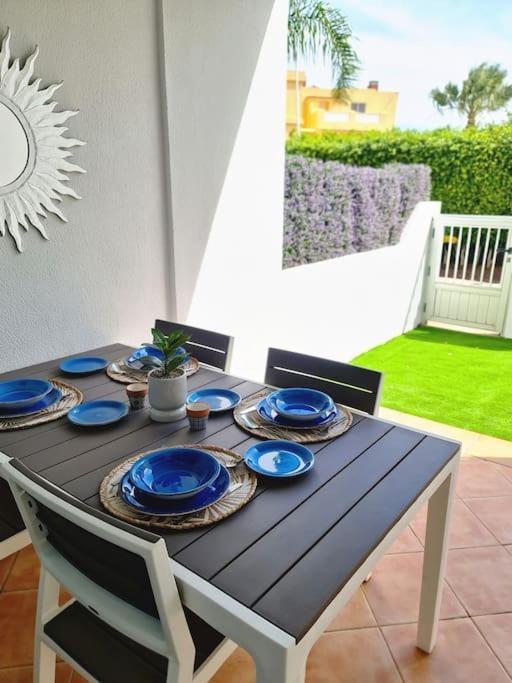Homely Apt In Modern Building With Pool San Miguel de Abona Exterior foto