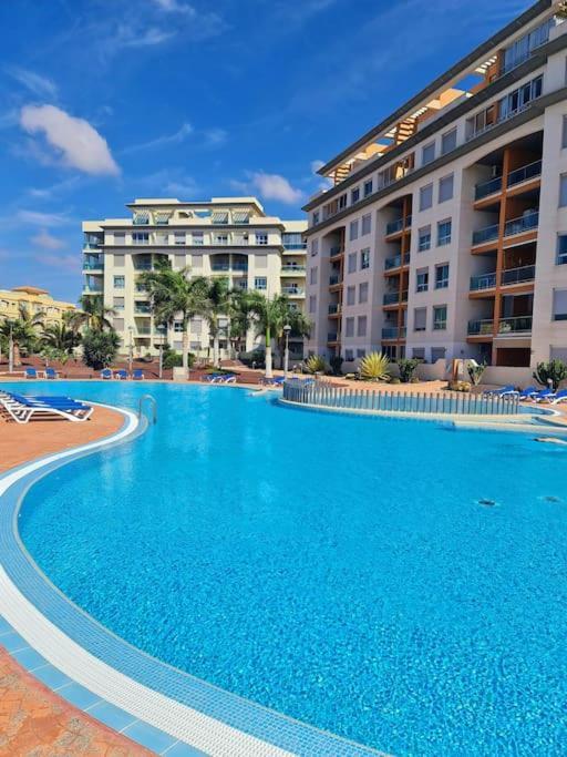 Homely Apt In Modern Building With Pool San Miguel de Abona Exterior foto