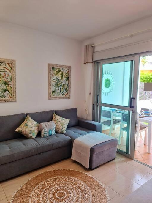 Homely Apt In Modern Building With Pool San Miguel de Abona Exterior foto